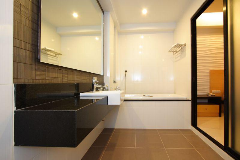 Kalim Beach Place Patong Экстерьер фото