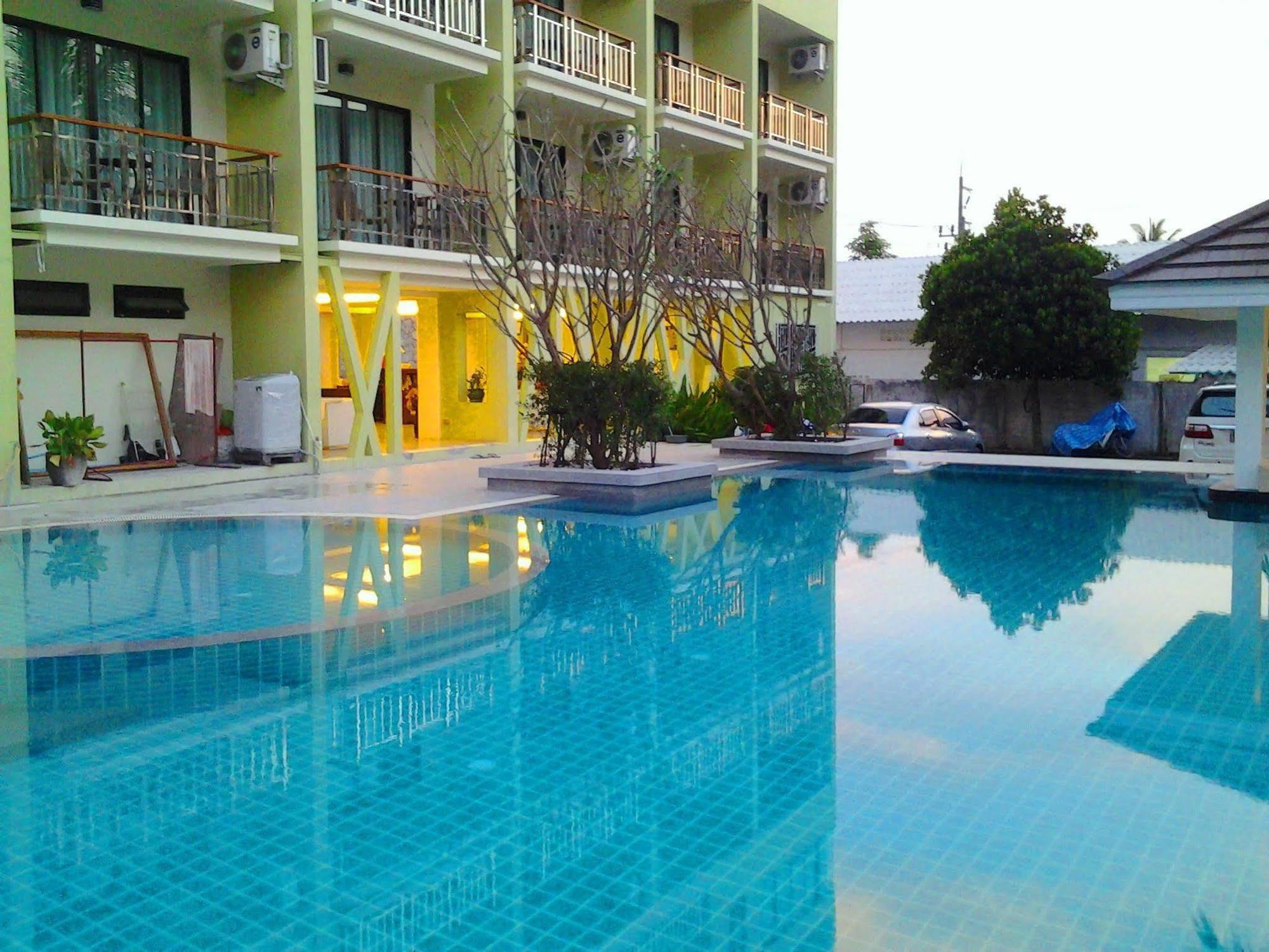 Kalim Beach Place Patong Экстерьер фото